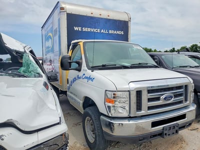 1FDWE3FL6FD****** 2015 Ford E-Series