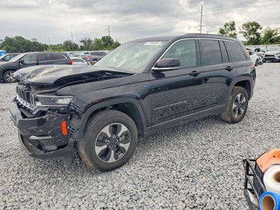 1C4RJYB68R8****** 2024 Jeep Grand Cherokee