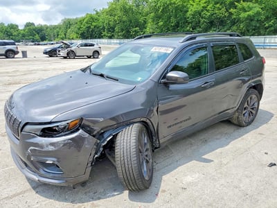 1C4PJMDX9KD****** 2019 Chrysler Cherokee
