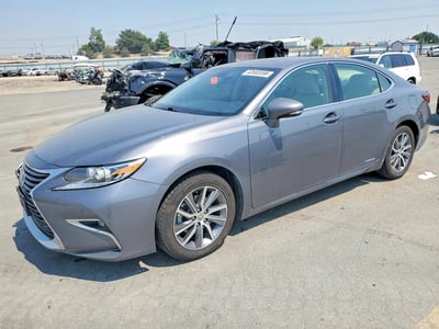2016 Lexus ES