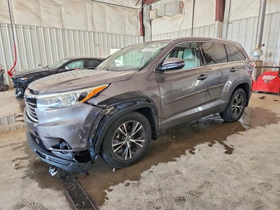 5TDJKRFH2GS****** 2016 Toyota Highlander