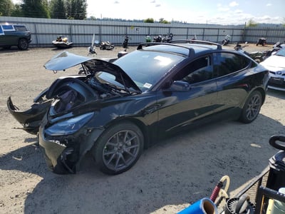 5YJ3E1EB9NF****** 2022 Tesla Model 3
