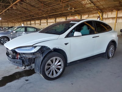 5YJXCAE2XLF****** 2020 Tesla Model X