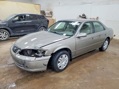 2000 Toyota Camry