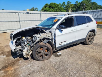 1C4PJLCB3GW****** 2016 Jeep Cherokee