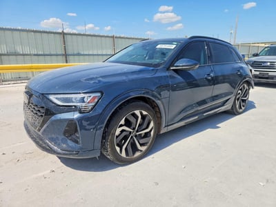 WA15AAGE7RB****** 2024 Audi Q8 E-tron