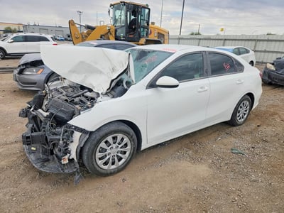 3KPF24AD3RE****** 2024 Kia Forte