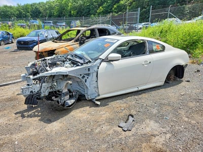 JN1CV6ELXFM****** 2015 Infiniti Q60