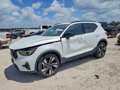 YV4L12UX2P2****** 2023 Volvo XC40