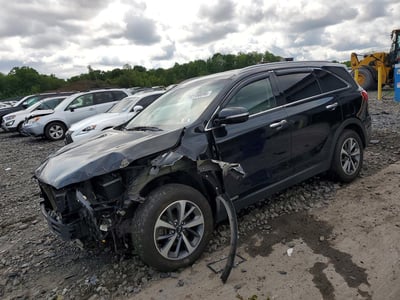 5XYPHDA51KG****** 2019 Kia Sorento