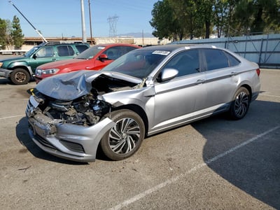 3VWE57BUXLM****** 2020 Volkswagen Jetta