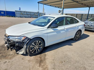 3VWBM7BU3RM****** 2024 Volkswagen Jetta