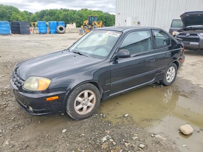 KMHCG35C04U****** 2004 Hyundai Accent