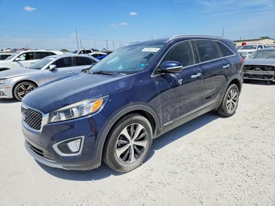 5XYPHDA52GG****** 2016 Kia Sorento