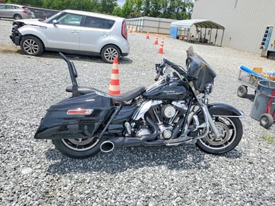 1HD1FHM15AB****** 2010 Harley-Davidson Police Road King