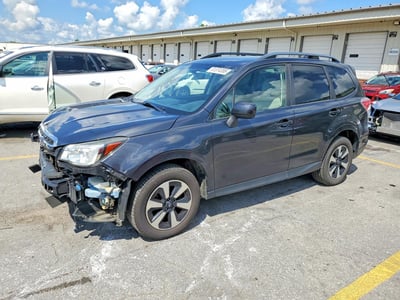 JF2SJAGC5HH****** 2017 Subaru Forester