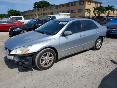 1HGCM56376A****** 2006 Honda Accord