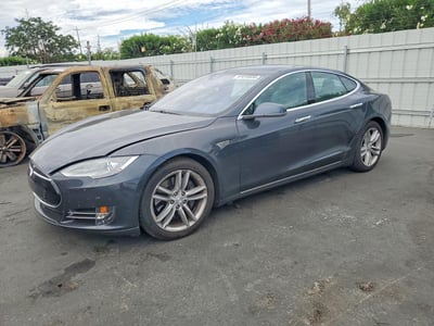 2015 Tesla Model S