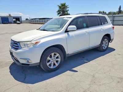 5TDZK3EH6BS****** 2011 Toyota Highlander