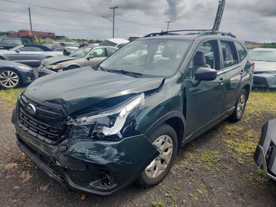 JF2SKACC3NH****** 2022 Subaru Forester