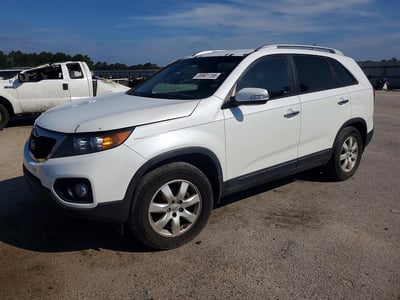 5XYKT4A61DG****** 2013 Kia Sorento