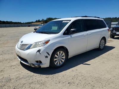 5TDJK3DC7FS****** 2015 Toyota Sienna