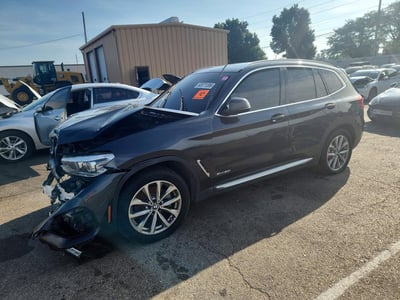 5UXTR9C50JL****** 2018 BMW X3