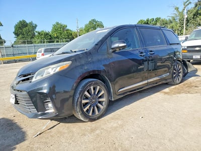 5TDYZ3DC8JS****** 2018 Toyota Sienna