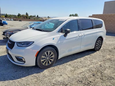 2C4RC1S70SR****** 2025 Chrysler Pacifica