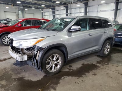 5TDJKRFH6FS****** 2015 Toyota Highlander