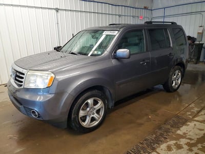 5FNYF4H52FB****** 2015 Honda Pilot