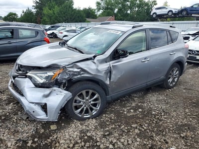JTMDJREV7HD****** 2017 Toyota RAV4