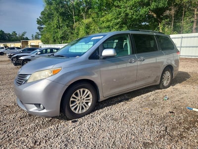 5TDYK3DCXDS****** 2013 Toyota Sienna