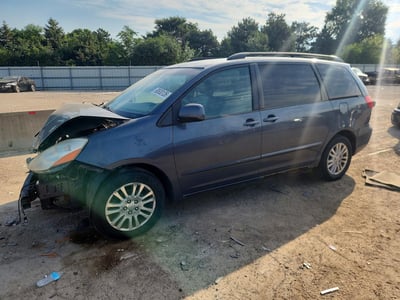 5TDZK22CX9S****** 2009 Toyota Sienna