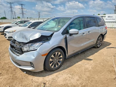 5FNRL6H67RB****** 2024 Honda Odyssey