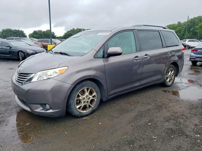 5TDDK3DC7DS****** 2013 Toyota Sienna
