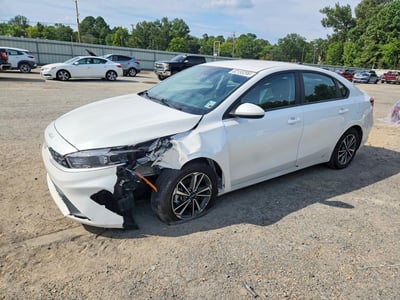 3KPF24AD8PE****** 2023 Kia Forte