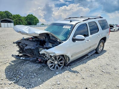 1GNSCBE06DR****** 2013 Chevrolet Tahoe