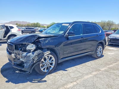 5UXKR2C52G0****** 2016 BMW X5