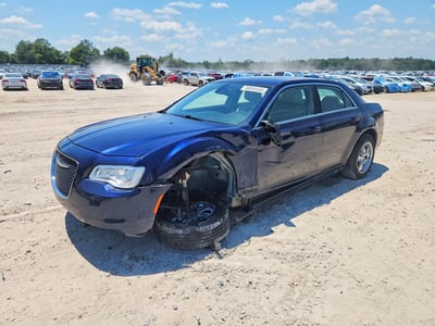 2C3CCAAGXFH****** 2015 Chrysler 300