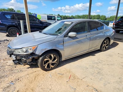 1HGCR2F38GA****** 2016 Honda Accord