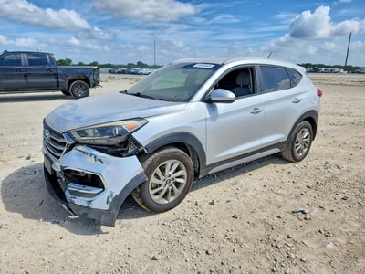 KM8J33A28HU****** 2017 Hyundai Tucson