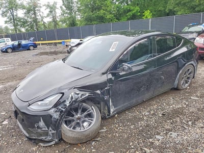 7SAYGDED0SA****** 2025 Tesla Model Y