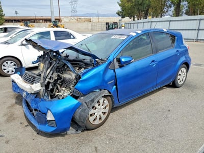 JTDKDTB30D1****** 2013 Toyota Prius C