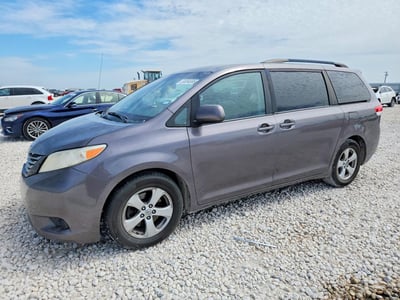 5TDKK3DC9ES****** 2014 Toyota Sienna