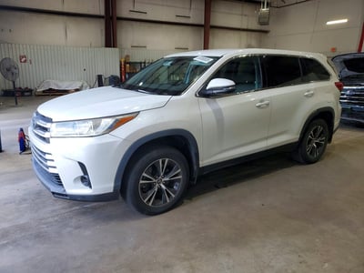 5TDZZRFH0KS****** 2019 Toyota Highlander
