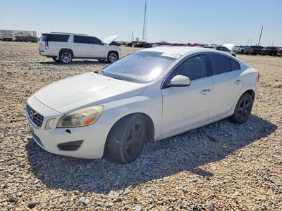 YV1612FS6D2****** 2013 Volvo S60