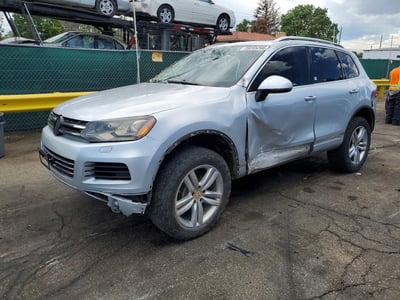 WVGFK9BP7CD****** 2012 Volkswagen Touareg