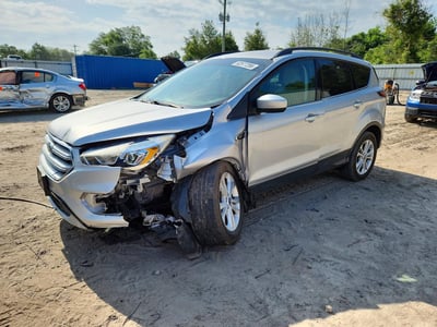 1FMCU0HD6JU****** 2018 Ford Escape