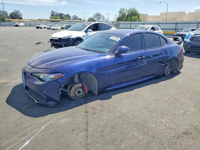 ZARFAEBN8H7****** 2017 Alfa Romeo Giulia